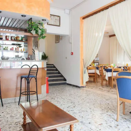 Hotel Ronconi Rímini