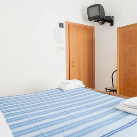 Otel Ronconi