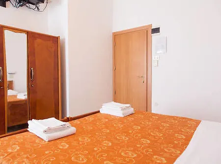 Otel Ronconi *