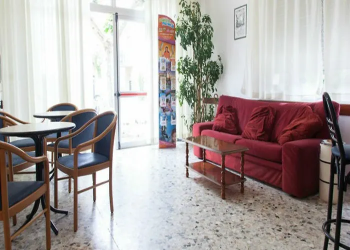 فندق Ronconi